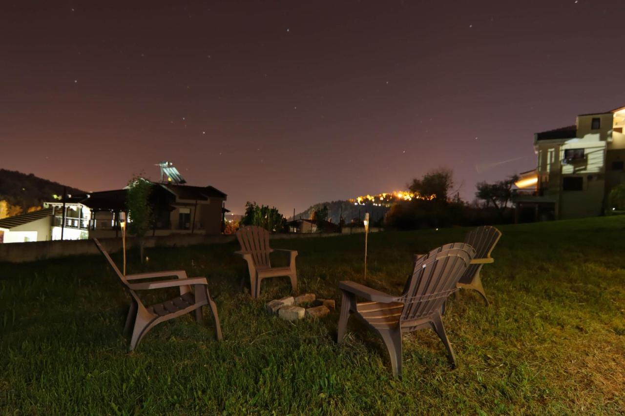 Studio Acropolis Serres Next To Center Luaran gambar