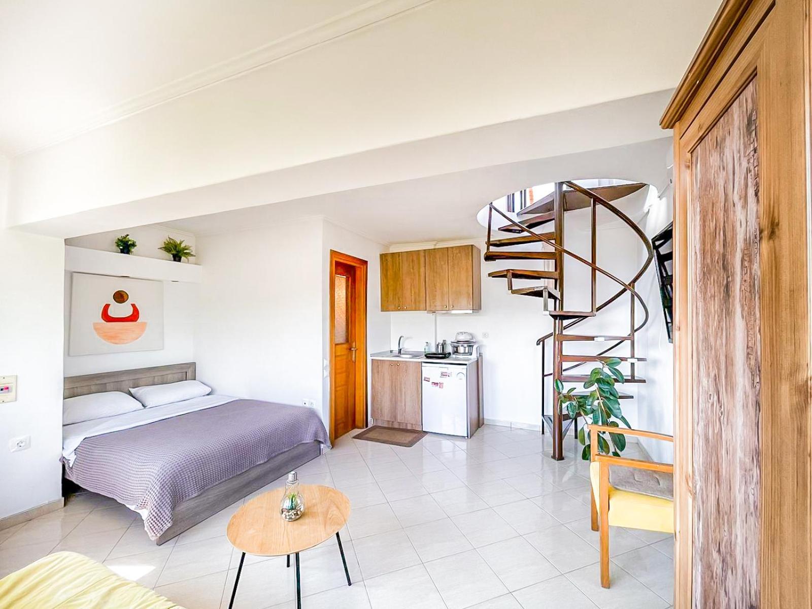 Studio Acropolis Serres Next To Center Luaran gambar